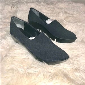 NWOB Robert Clergerie Black Shoes size 5